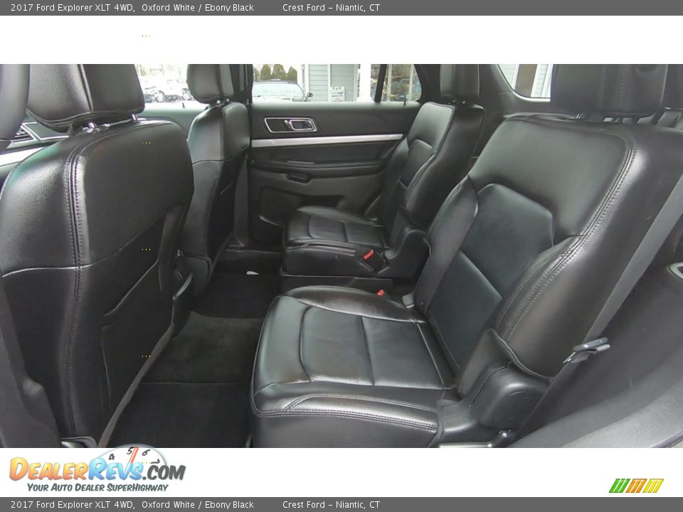 2017 Ford Explorer XLT 4WD Oxford White / Ebony Black Photo #17
