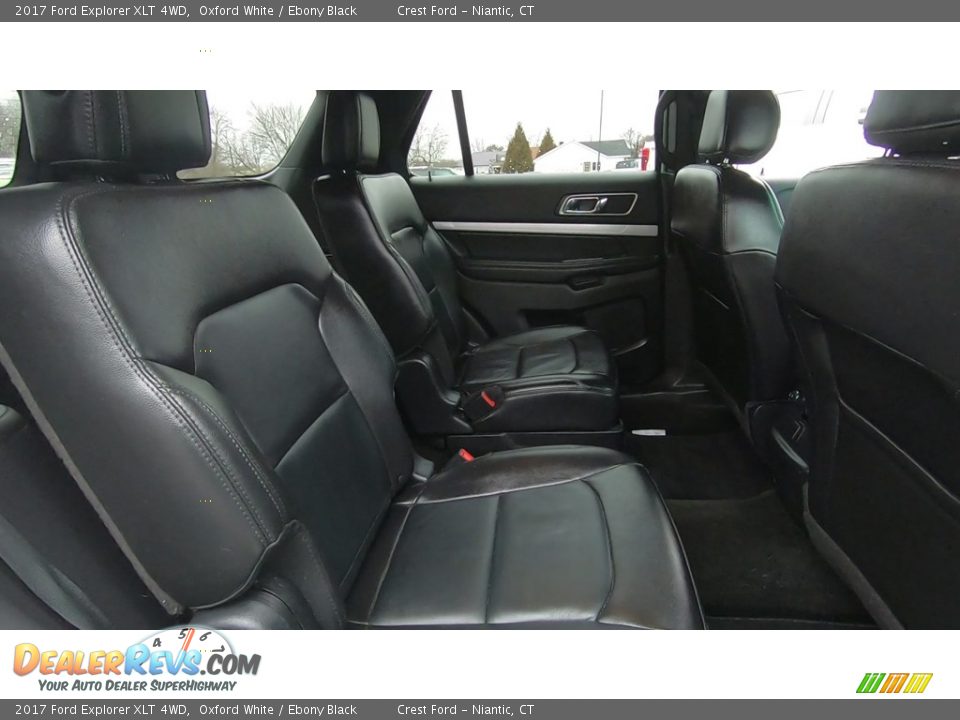 2017 Ford Explorer XLT 4WD Oxford White / Ebony Black Photo #22