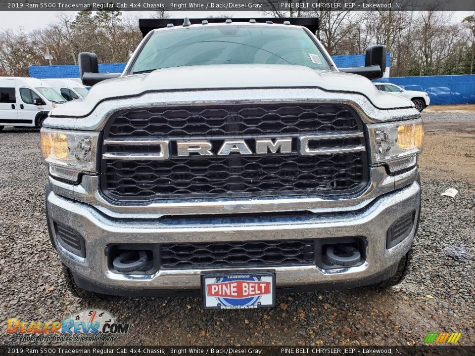 2019 Ram 5500 Tradesman Regular Cab 4x4 Chassis Bright White / Black/Diesel Gray Photo #3