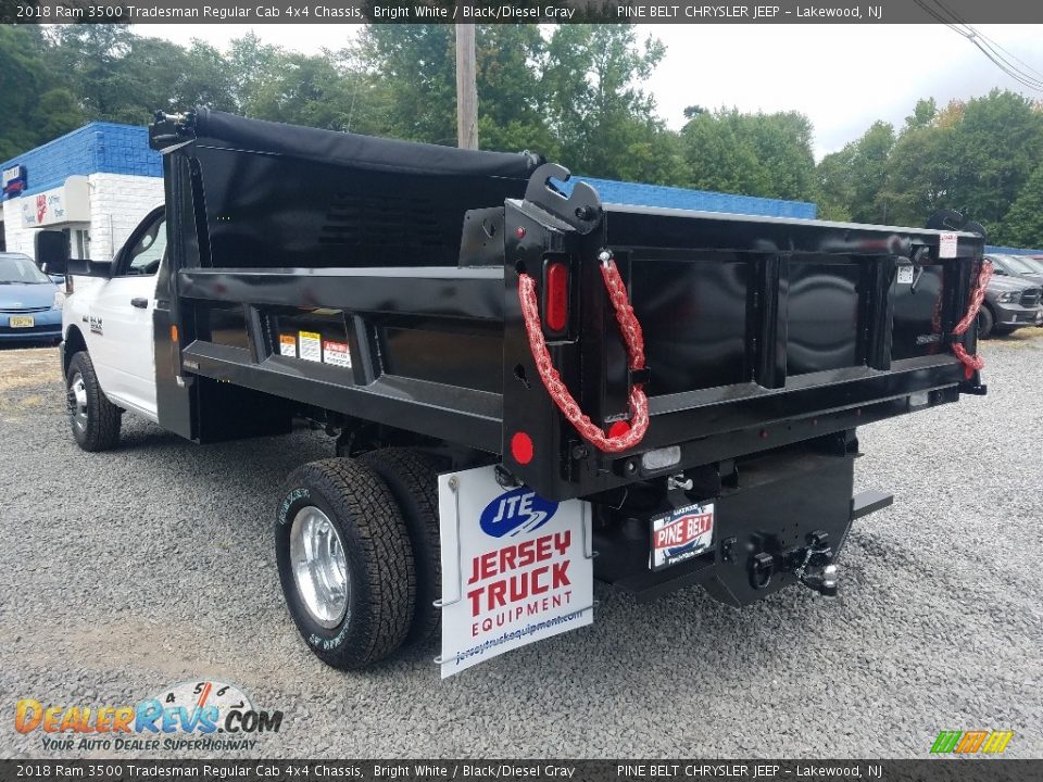 2018 Ram 3500 Tradesman Regular Cab 4x4 Chassis Bright White / Black/Diesel Gray Photo #7