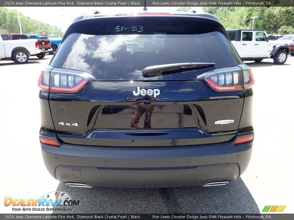 2020 Jeep Cherokee Latitude Plus 4x4 Diamond Black Crystal Pearl / Black Photo #10