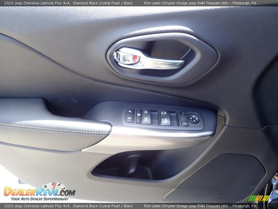 2020 Jeep Cherokee Latitude Plus 4x4 Diamond Black Crystal Pearl / Black Photo #11