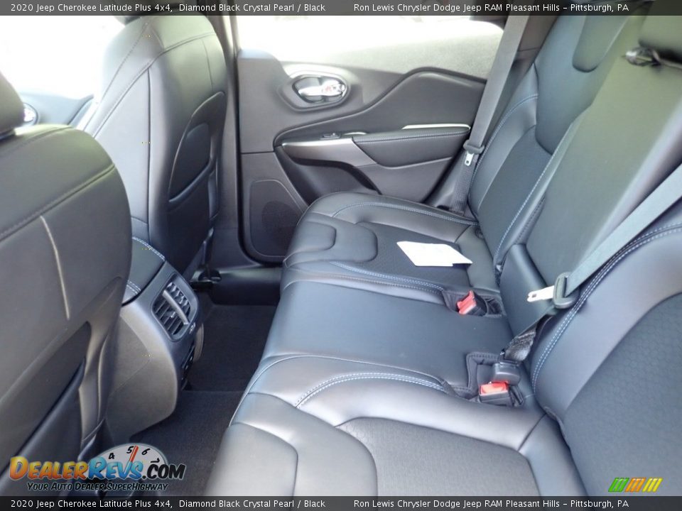 2020 Jeep Cherokee Latitude Plus 4x4 Diamond Black Crystal Pearl / Black Photo #14