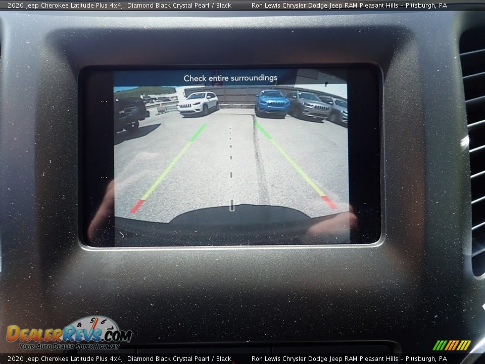 2020 Jeep Cherokee Latitude Plus 4x4 Diamond Black Crystal Pearl / Black Photo #16