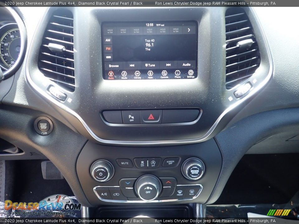 2020 Jeep Cherokee Latitude Plus 4x4 Diamond Black Crystal Pearl / Black Photo #17