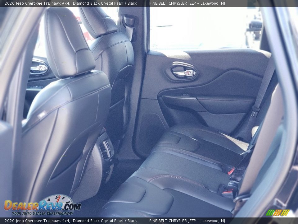 2020 Jeep Cherokee Trailhawk 4x4 Diamond Black Crystal Pearl / Black Photo #9