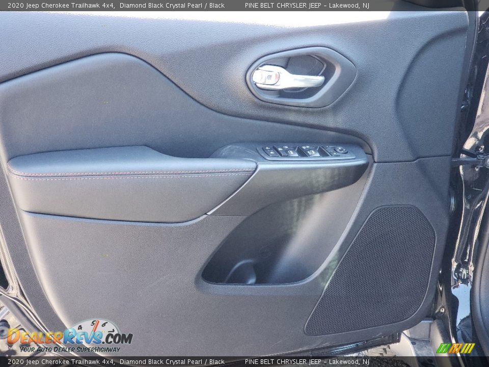 2020 Jeep Cherokee Trailhawk 4x4 Diamond Black Crystal Pearl / Black Photo #11