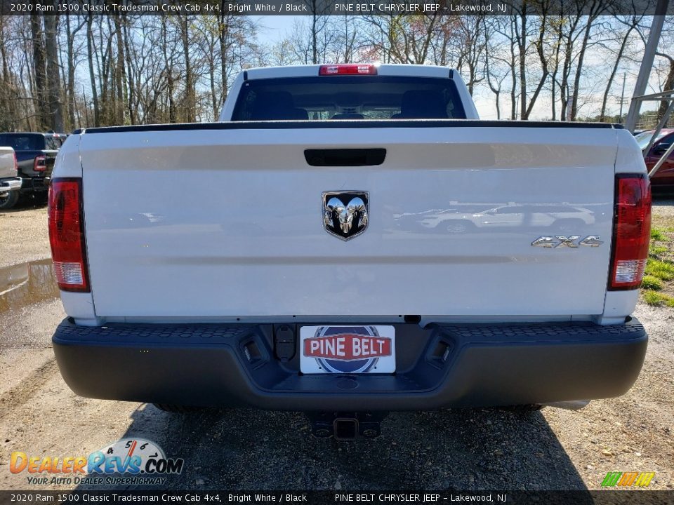 2020 Ram 1500 Classic Tradesman Crew Cab 4x4 Bright White / Black Photo #7