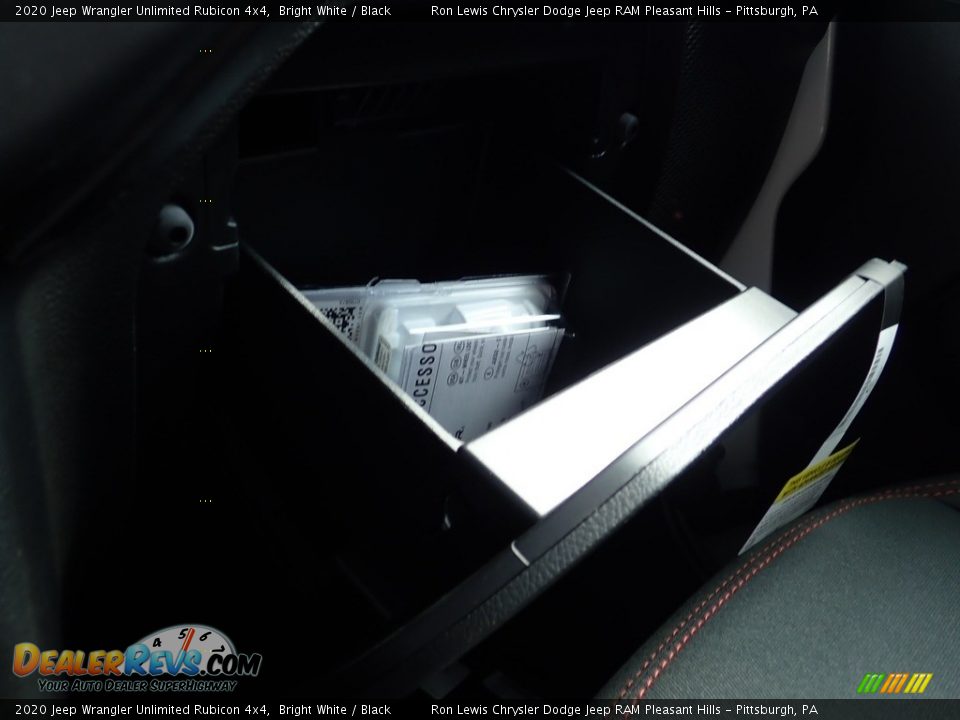 2020 Jeep Wrangler Unlimited Rubicon 4x4 Bright White / Black Photo #19