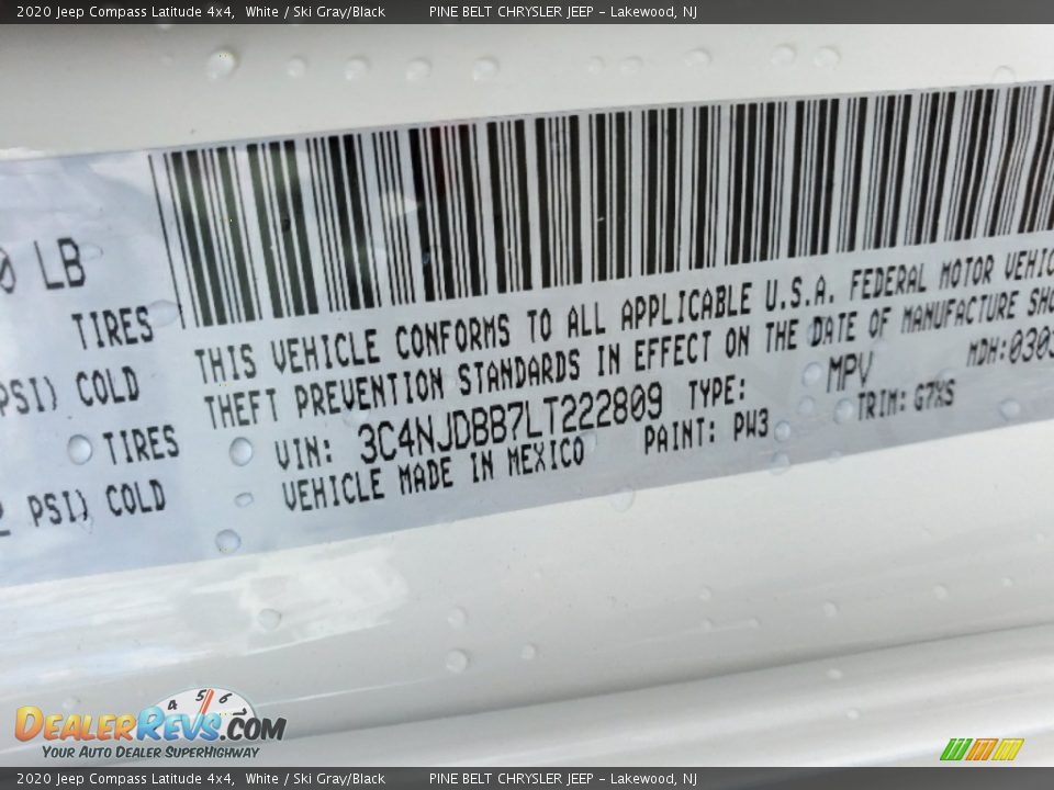 2020 Jeep Compass Latitude 4x4 White / Ski Gray/Black Photo #11