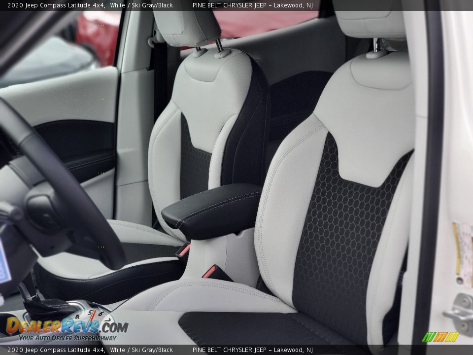 2020 Jeep Compass Latitude 4x4 White / Ski Gray/Black Photo #12