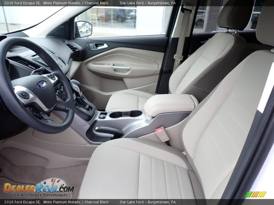 2016 Ford Escape SE White Platinum Metallic / Charcoal Black Photo #11