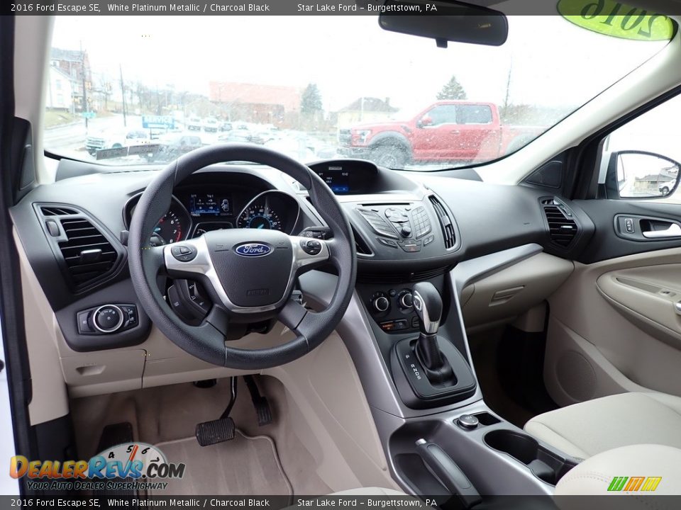 2016 Ford Escape SE White Platinum Metallic / Charcoal Black Photo #13
