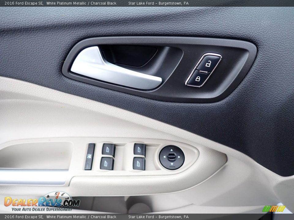 2016 Ford Escape SE White Platinum Metallic / Charcoal Black Photo #14