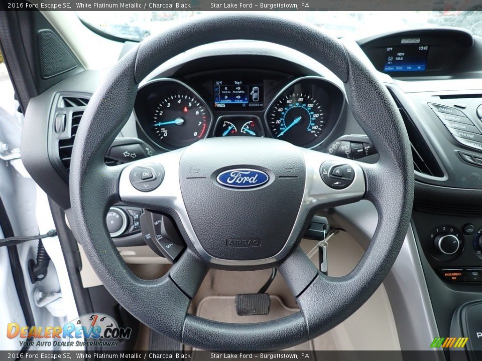 2016 Ford Escape SE White Platinum Metallic / Charcoal Black Photo #17