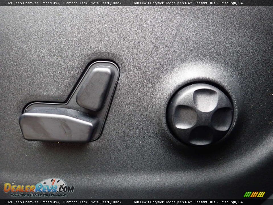 2020 Jeep Cherokee Limited 4x4 Diamond Black Crystal Pearl / Black Photo #20