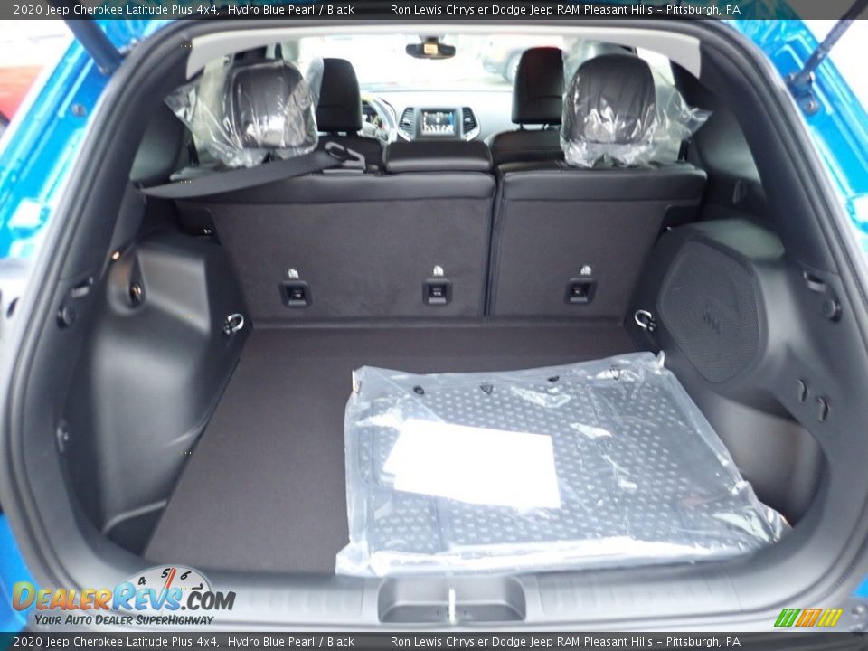 2020 Jeep Cherokee Latitude Plus 4x4 Hydro Blue Pearl / Black Photo #7