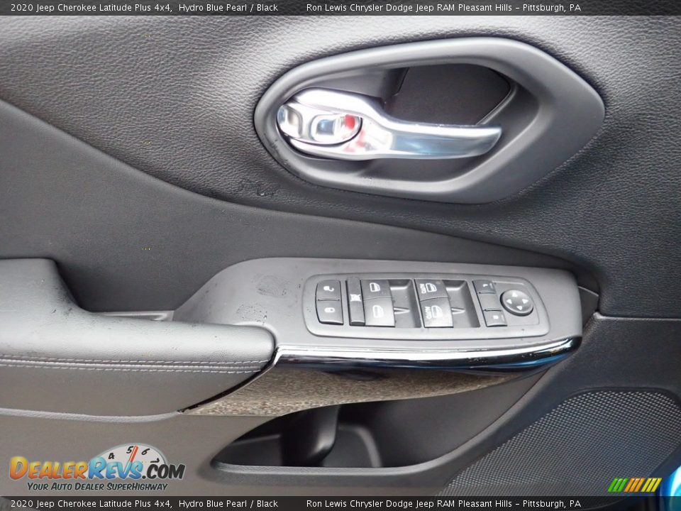 2020 Jeep Cherokee Latitude Plus 4x4 Hydro Blue Pearl / Black Photo #12