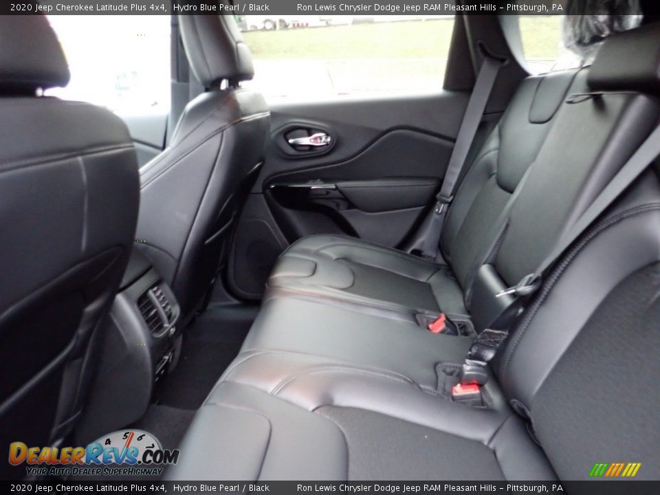 2020 Jeep Cherokee Latitude Plus 4x4 Hydro Blue Pearl / Black Photo #14