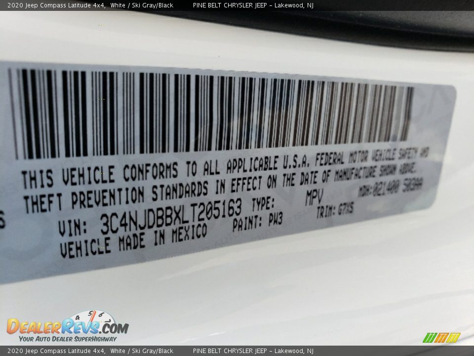 2020 Jeep Compass Latitude 4x4 White / Ski Gray/Black Photo #12