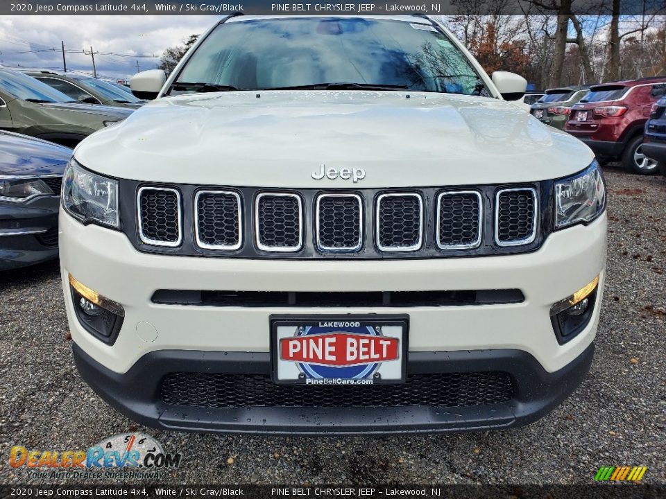 2020 Jeep Compass Latitude 4x4 White / Ski Gray/Black Photo #3