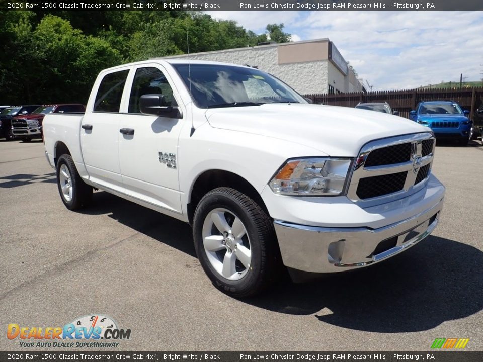 2020 Ram 1500 Classic Tradesman Crew Cab 4x4 Bright White / Black Photo #3