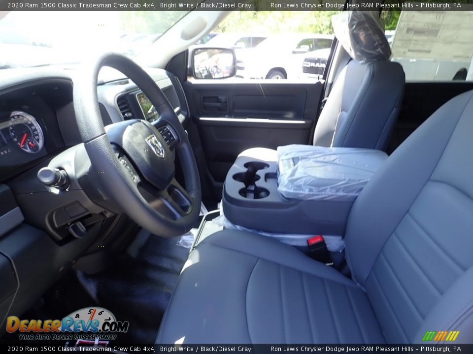 2020 Ram 1500 Classic Tradesman Crew Cab 4x4 Bright White / Black/Diesel Gray Photo #14