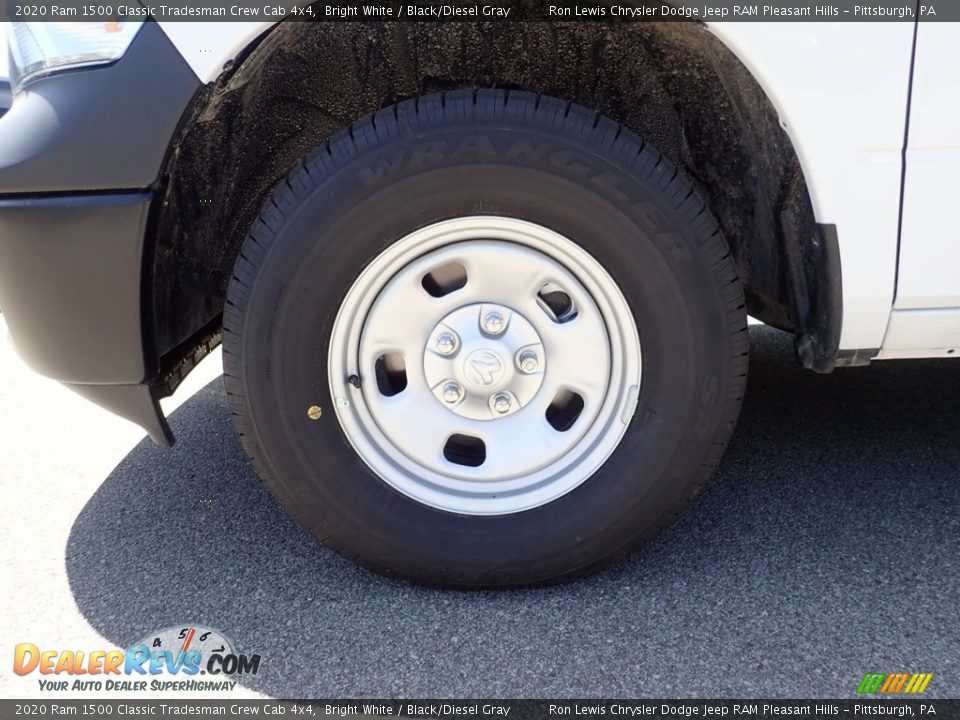2020 Ram 1500 Classic Tradesman Crew Cab 4x4 Bright White / Black/Diesel Gray Photo #15