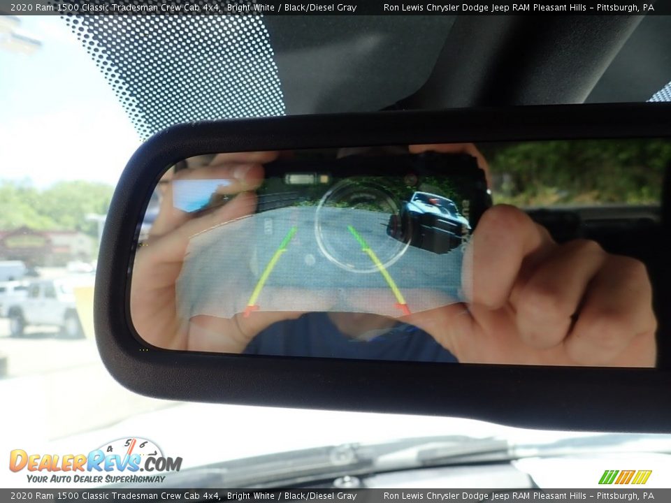 2020 Ram 1500 Classic Tradesman Crew Cab 4x4 Bright White / Black/Diesel Gray Photo #16