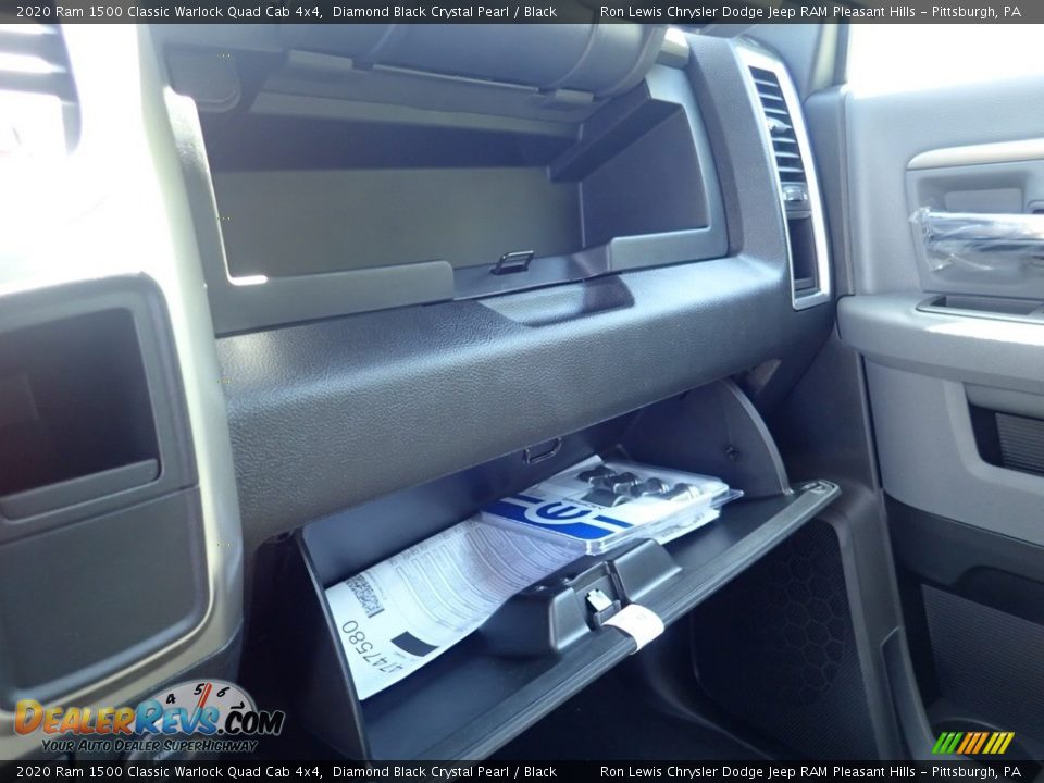 2020 Ram 1500 Classic Warlock Quad Cab 4x4 Diamond Black Crystal Pearl / Black Photo #18