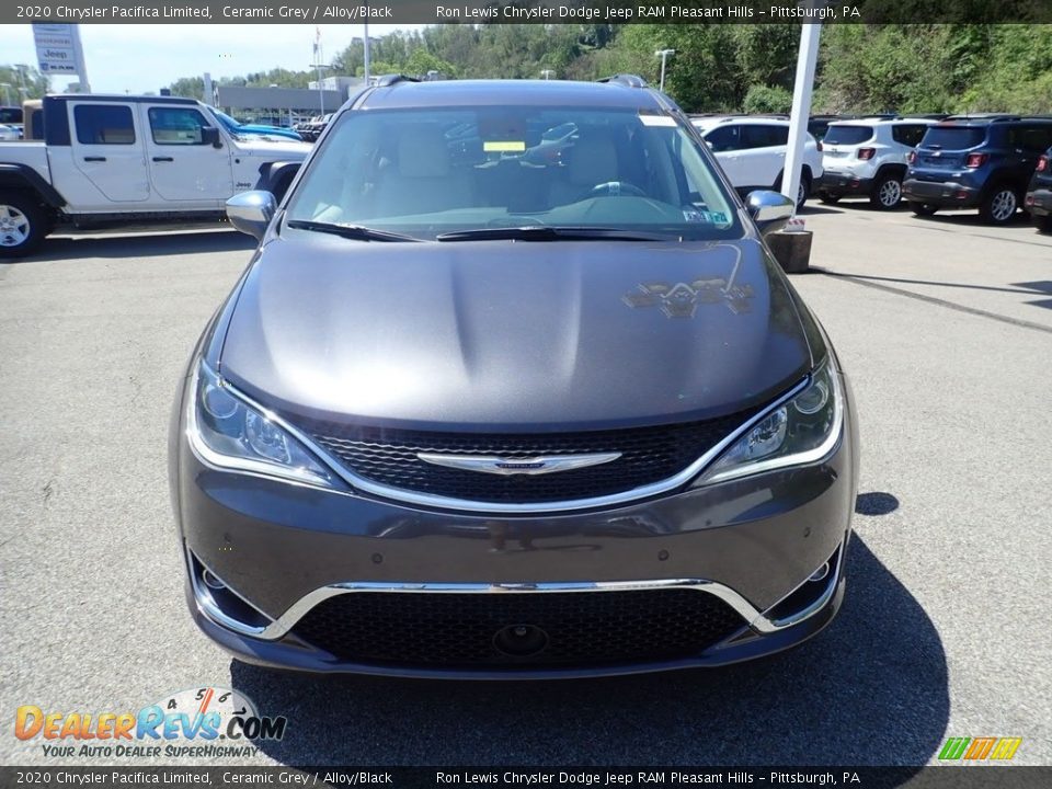 2020 Chrysler Pacifica Limited Ceramic Grey / Alloy/Black Photo #2