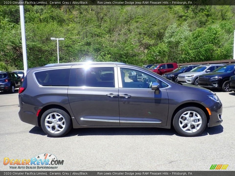 2020 Chrysler Pacifica Limited Ceramic Grey / Alloy/Black Photo #4