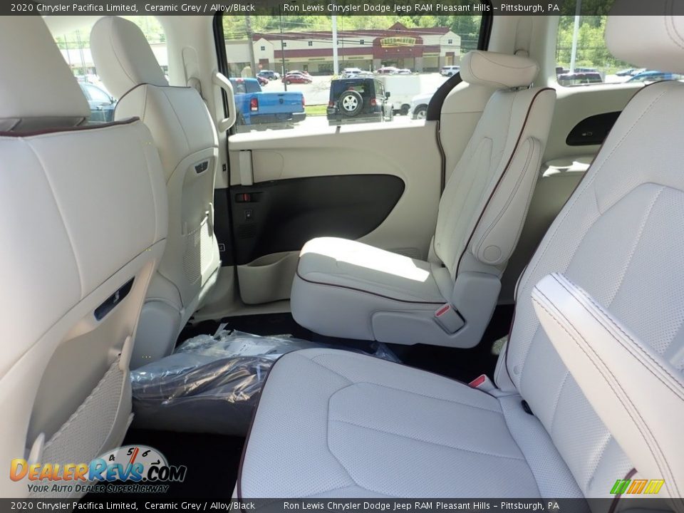 2020 Chrysler Pacifica Limited Ceramic Grey / Alloy/Black Photo #14