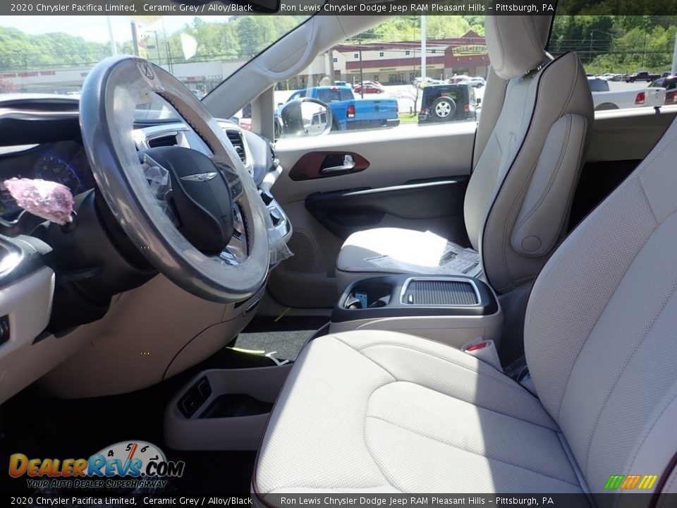 2020 Chrysler Pacifica Limited Ceramic Grey / Alloy/Black Photo #15