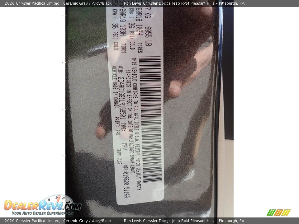 2020 Chrysler Pacifica Limited Ceramic Grey / Alloy/Black Photo #18