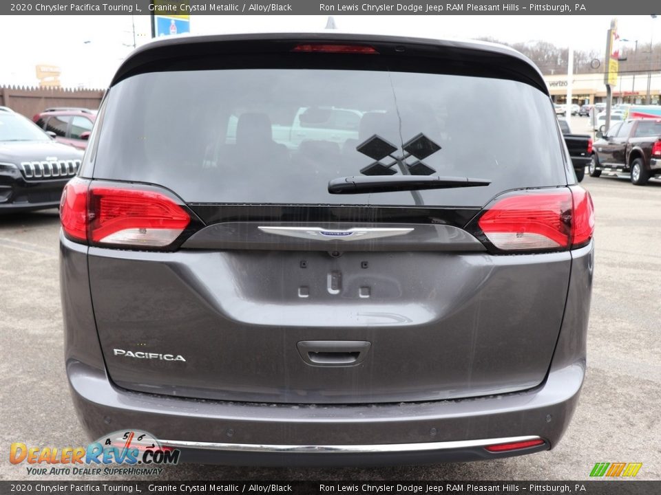 2020 Chrysler Pacifica Touring L Granite Crystal Metallic / Alloy/Black Photo #4