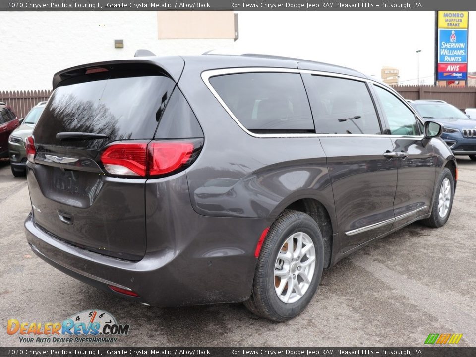 2020 Chrysler Pacifica Touring L Granite Crystal Metallic / Alloy/Black Photo #6
