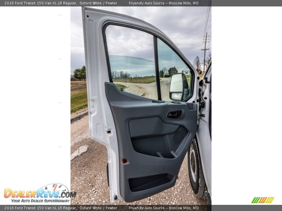 Door Panel of 2016 Ford Transit 150 Van XL LR Regular Photo #34