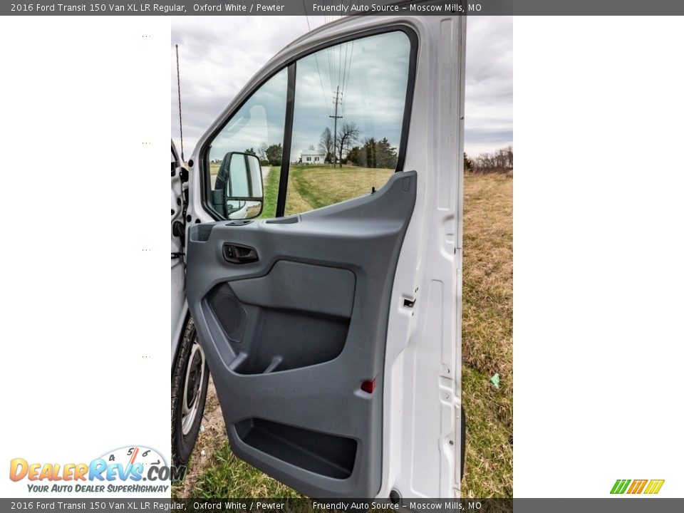 Door Panel of 2016 Ford Transit 150 Van XL LR Regular Photo #35