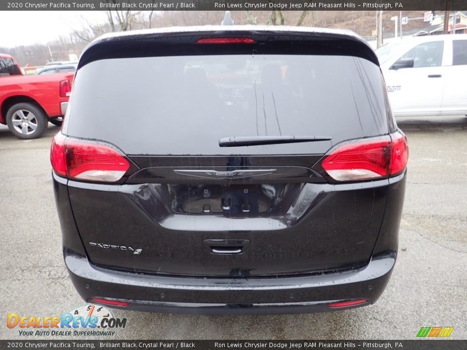 2020 Chrysler Pacifica Touring Brilliant Black Crystal Pearl / Black Photo #9