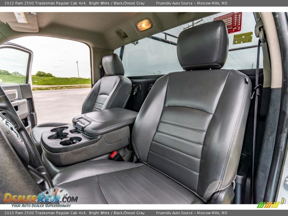 2013 Ram 2500 Tradesman Regular Cab 4x4 Bright White / Black/Diesel Gray Photo #12