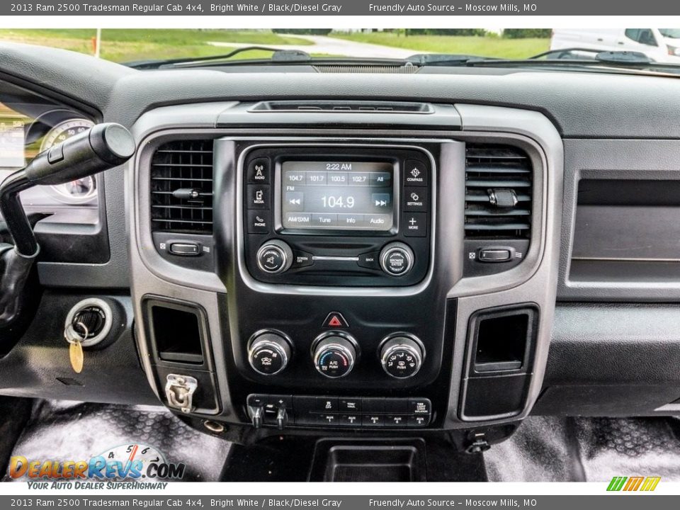 2013 Ram 2500 Tradesman Regular Cab 4x4 Bright White / Black/Diesel Gray Photo #33