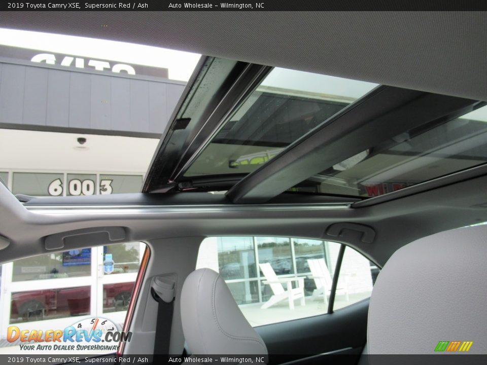 2019 Toyota Camry XSE Supersonic Red / Ash Photo #13