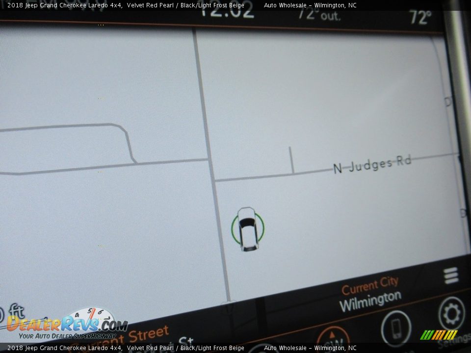 2018 Jeep Grand Cherokee Laredo 4x4 Velvet Red Pearl / Black/Light Frost Beige Photo #16