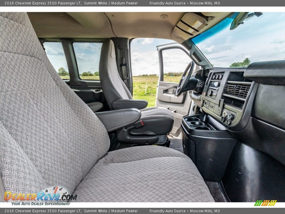 Front Seat of 2016 Chevrolet Express 3500 Passenger LT Photo #16