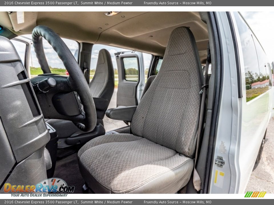 Front Seat of 2016 Chevrolet Express 3500 Passenger LT Photo #17