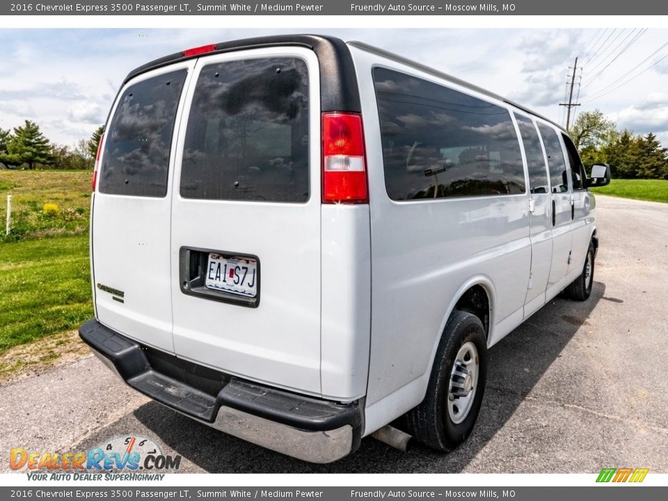 2016 Chevrolet Express 3500 Passenger LT Summit White / Medium Pewter Photo #18