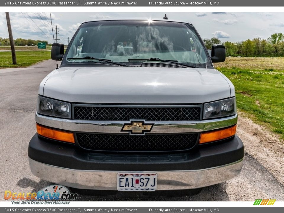 2016 Chevrolet Express 3500 Passenger LT Summit White / Medium Pewter Photo #24