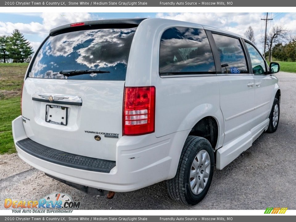 2010 Chrysler Town & Country LX Stone White / Medium Slate Gray/Light Shale Photo #24