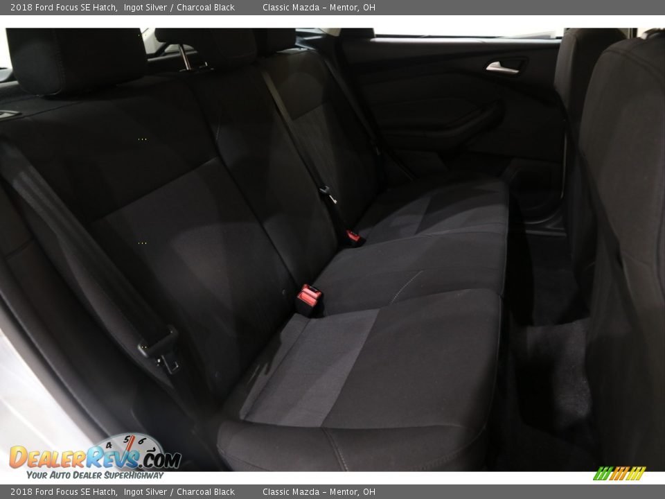 2018 Ford Focus SE Hatch Ingot Silver / Charcoal Black Photo #13